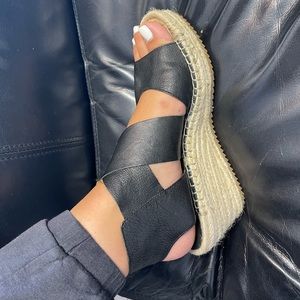 Eileen fisher sandal wedge size 8